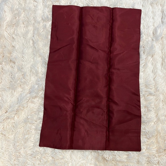 Holiday Satin Decorations - Burgundy and Olive Green Set of 2 - Picture 6 of 6